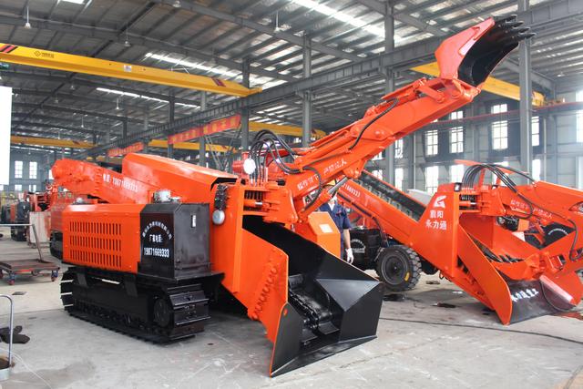 扒渣機 一機多用的高效解決方案，省時省力省人工